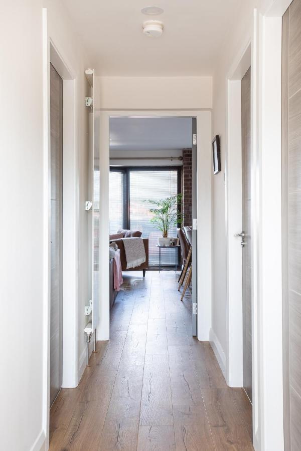 בלפסט New Lisburn Road Apartment - Free Parking מראה חיצוני תמונה