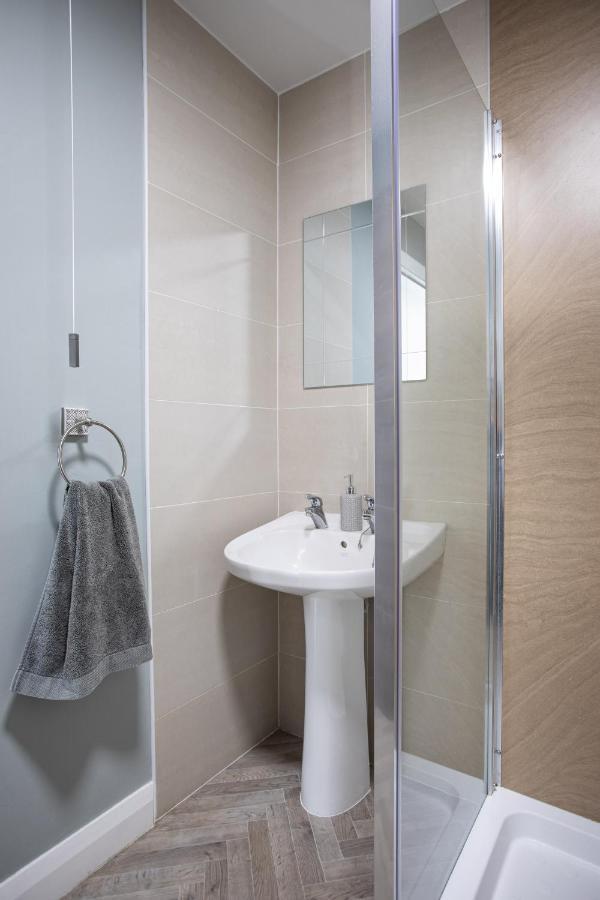 בלפסט New Lisburn Road Apartment - Free Parking מראה חיצוני תמונה