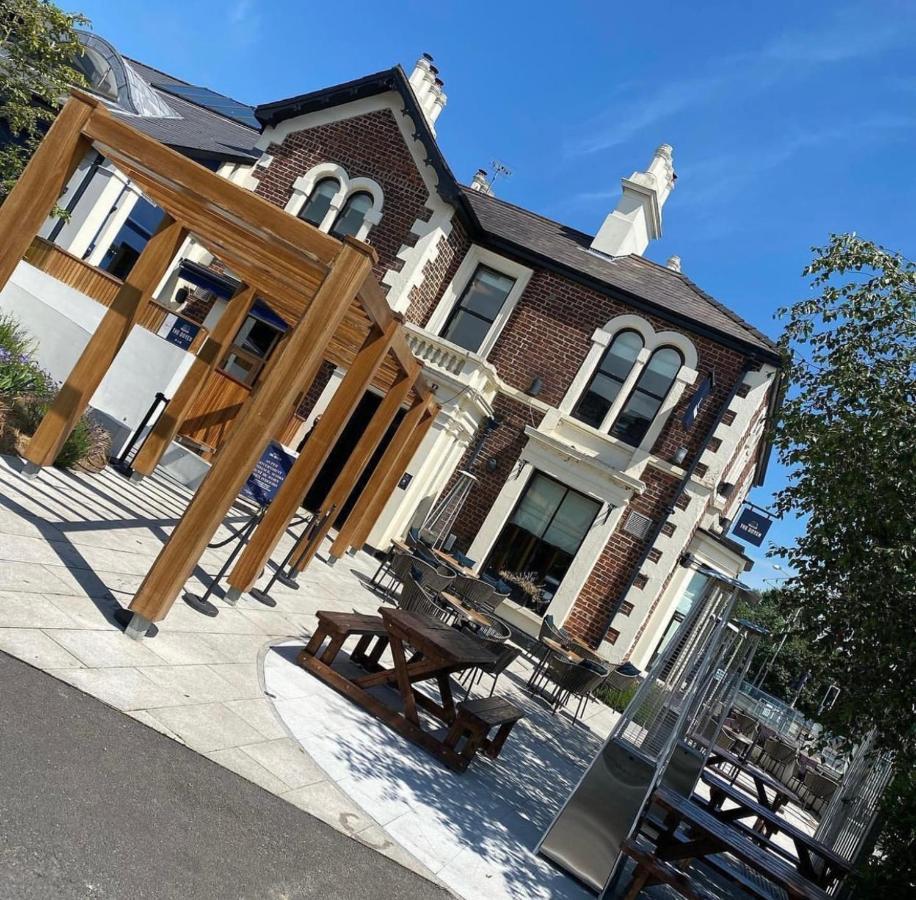בלפסט New Lisburn Road Apartment - Free Parking מראה חיצוני תמונה